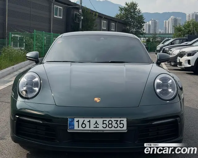 Porsche 911 2020 3.0 автомат (гидро), миниатюра 2
