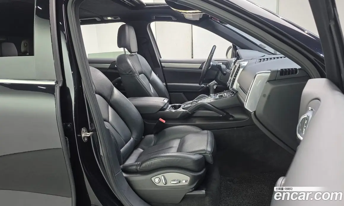 Porsche Cayenne 2011 4.8 автомат (гидро), фото 11 Porsche Cayenne 2011 4.8 автомат (гидро), фото 11