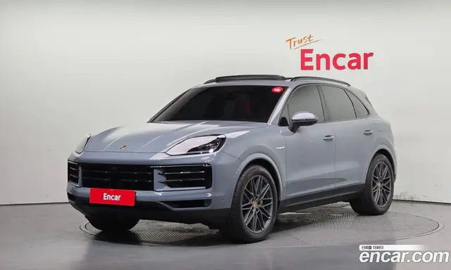 Porsche Cayenne, 2025, 5 624 км