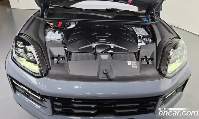 Porsche Cayenne 2025 3.0 автомат (гидро), миниатюра 6