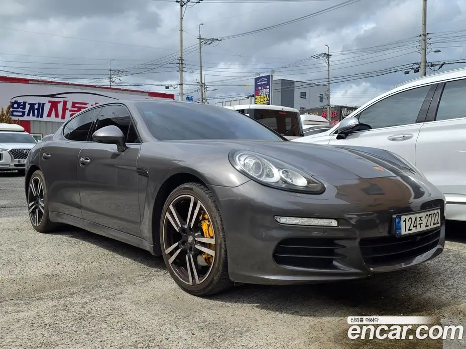 Porsche Panamera 2014 3.6 автомат (гидро), фото 1 Porsche Panamera 2014 3.6 автомат (гидро), фото 1