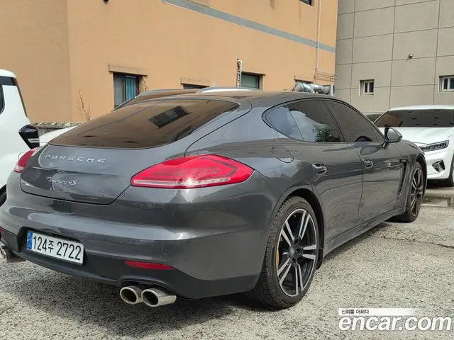 Porsche Panamera 2014 3.6 автомат (гидро), миниатюра 2 Porsche Panamera 2014 3.6 автомат (гидро), миниатюра 2