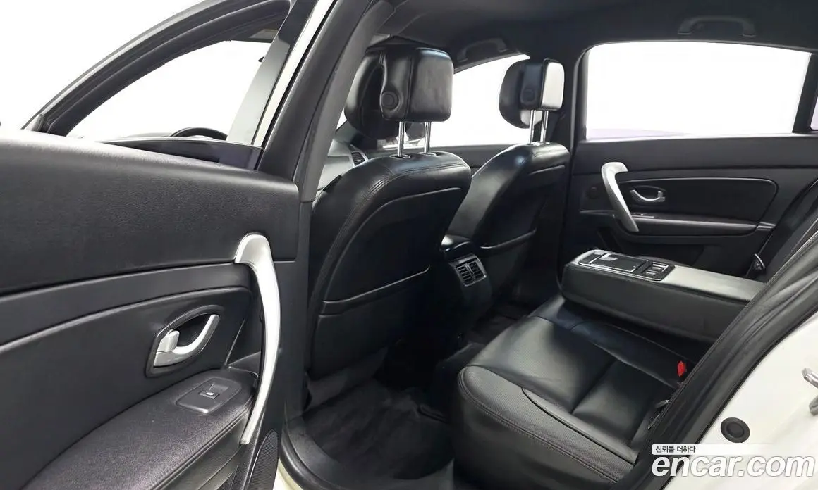 Renault (Samsung) SM5 2016 1.6 автомат (гидро), фото 11 Renault (Samsung) SM5 2016 1.6 автомат (гидро), фото 11