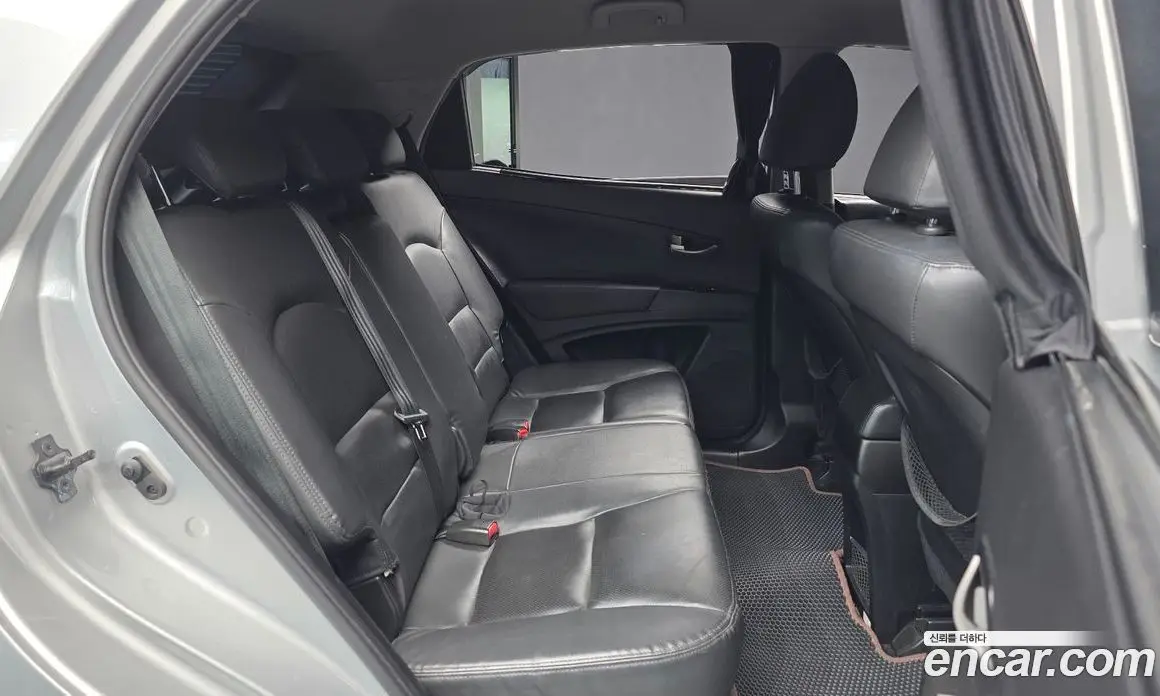 SsangYong Korando 2012 2.0 автомат (гидро), фото 12