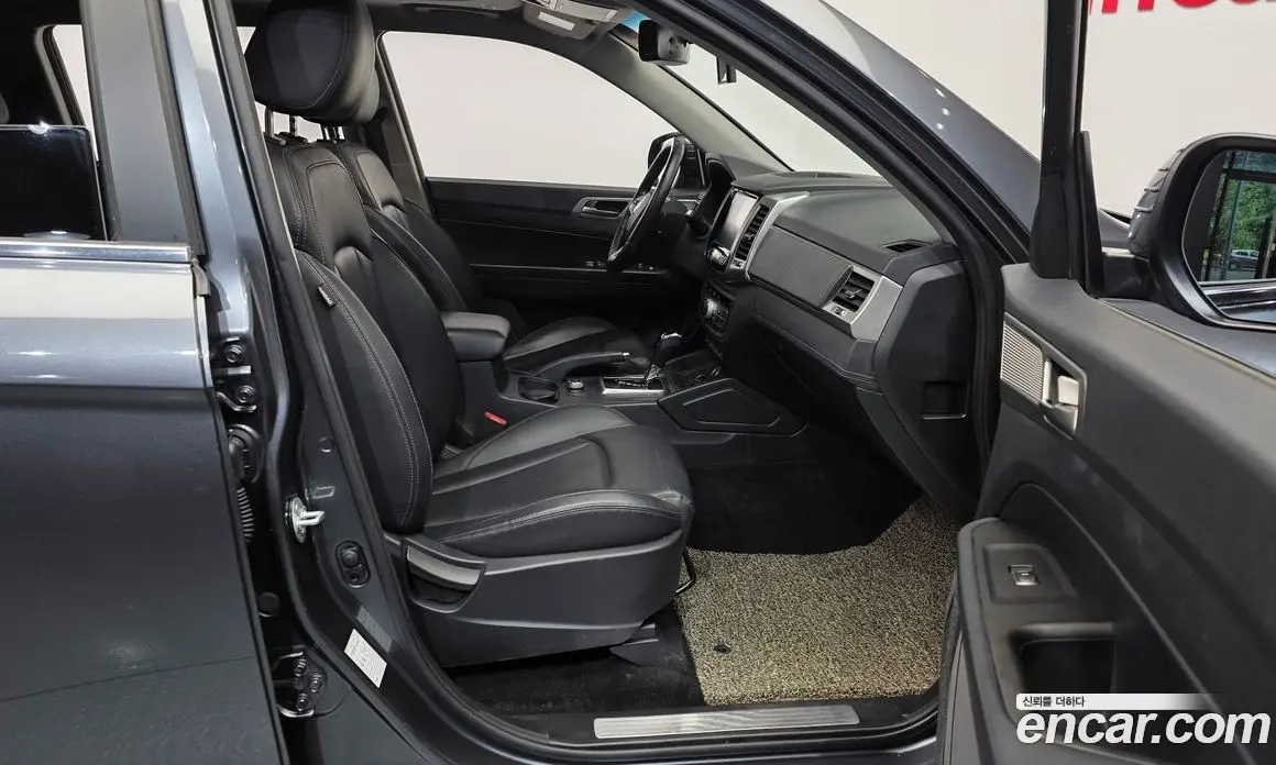 SsangYong Rexton 2018 2.2 автомат (гидро), фото 11 SsangYong Rexton 2018 2.2 автомат (гидро), фото 11