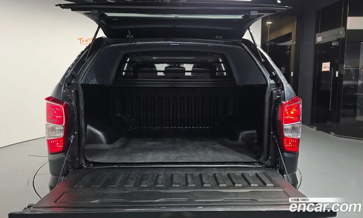 SsangYong Rexton 2018 2.2 автомат (гидро), фото 20 SsangYong Rexton 2018 2.2 автомат (гидро), фото 20