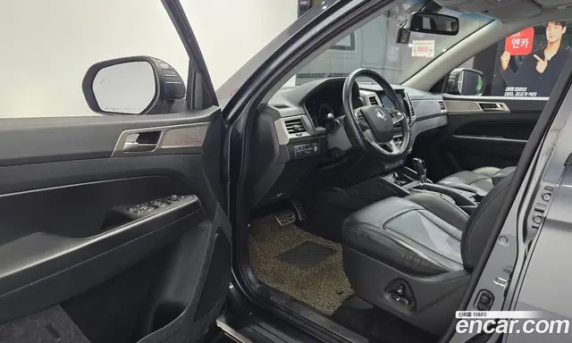 SsangYong Rexton 2018 2.2 автомат (гидро), миниатюра 10 SsangYong Rexton 2018 2.2 автомат (гидро), миниатюра 10