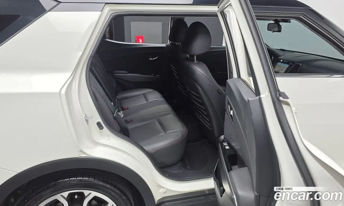 SsangYong TIBOLI 2018 1.6 автомат (гидро), фото 12