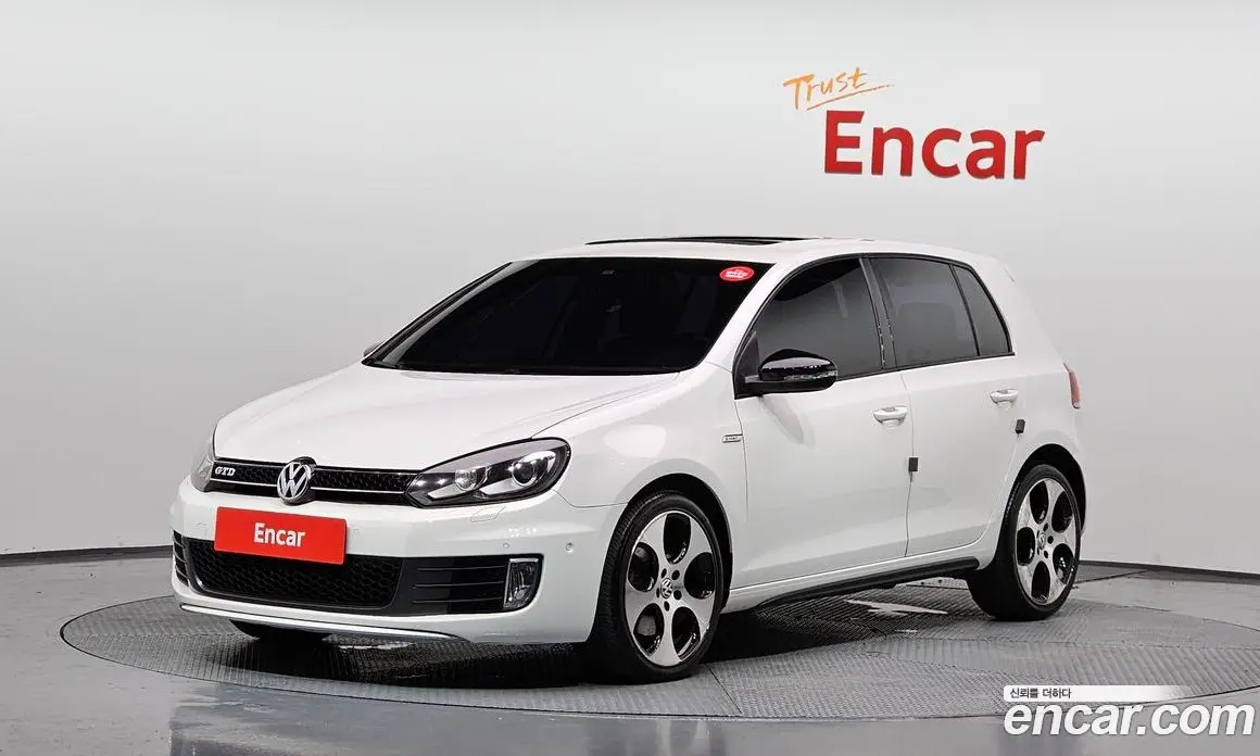 Volkswagen Golf 2010 2.0 автомат (гидро), фото 1 Volkswagen Golf 2010 2.0 автомат (гидро), фото 1
