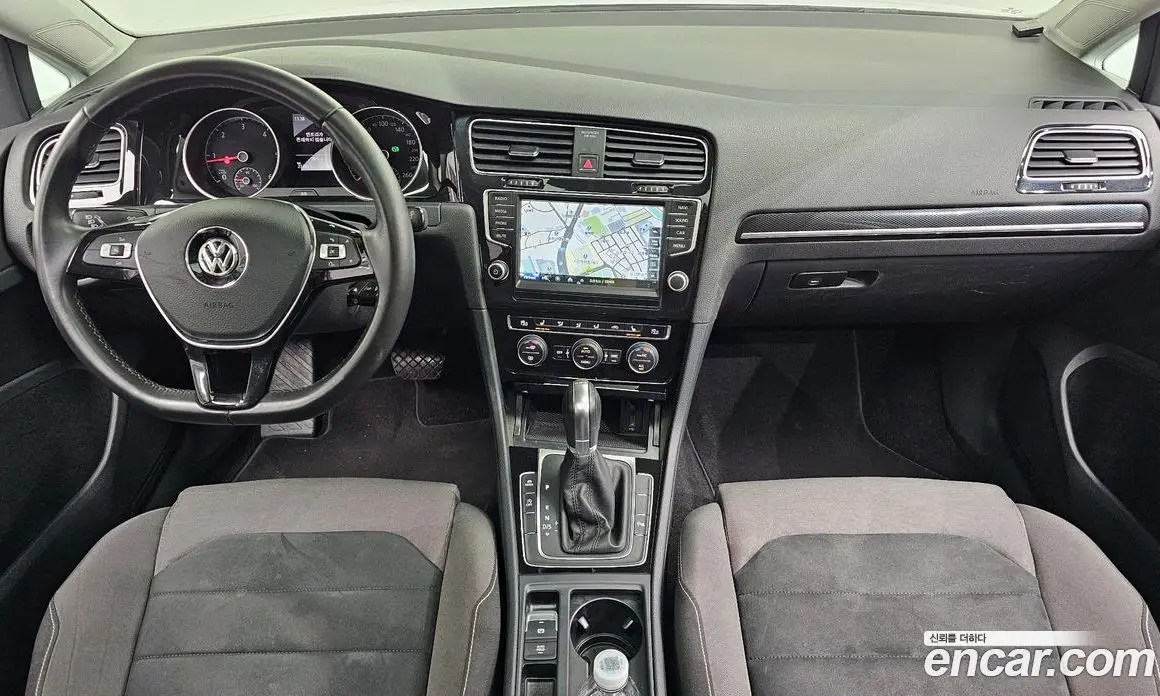 Volkswagen Golf 2014 2.0 автомат (гидро), фото 7 Volkswagen Golf 2014 2.0 автомат (гидро), фото 7
