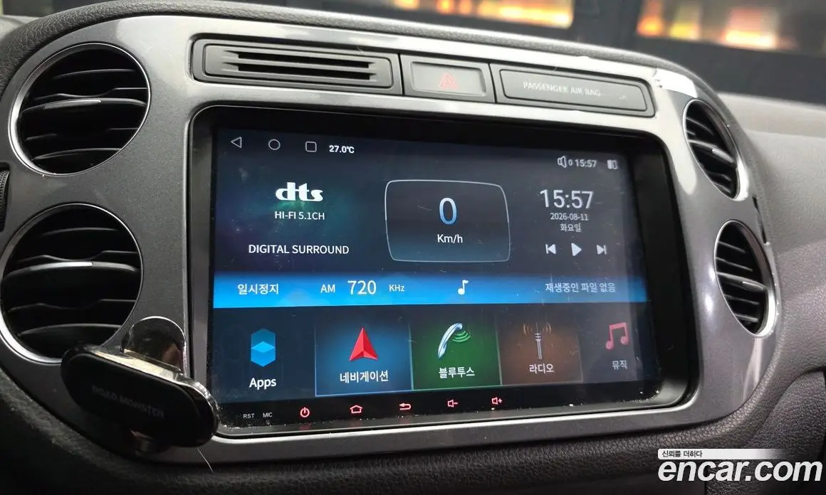 Volkswagen Tiguan 2012 2.0 автомат (гидро), фото 14