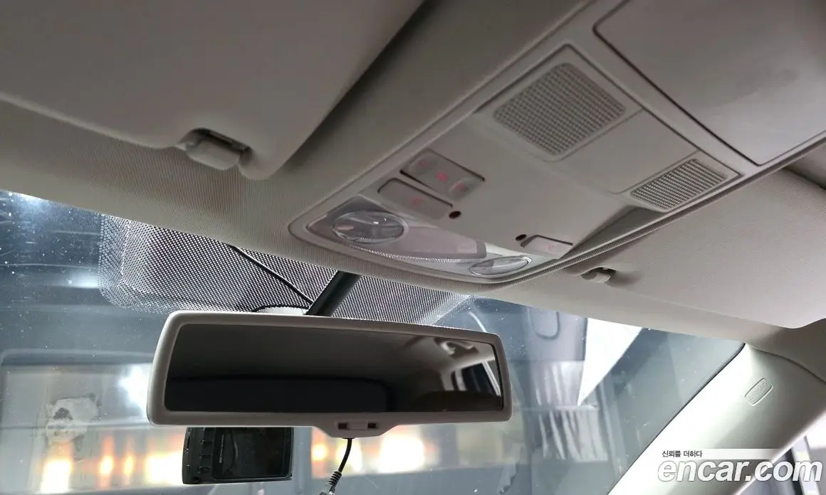 Volkswagen Tiguan 2012 2.0 автомат (гидро), фото 17
