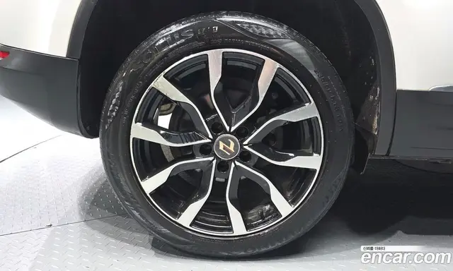 Volkswagen Tiguan 2012 2.0 автомат (гидро), миниатюра 5