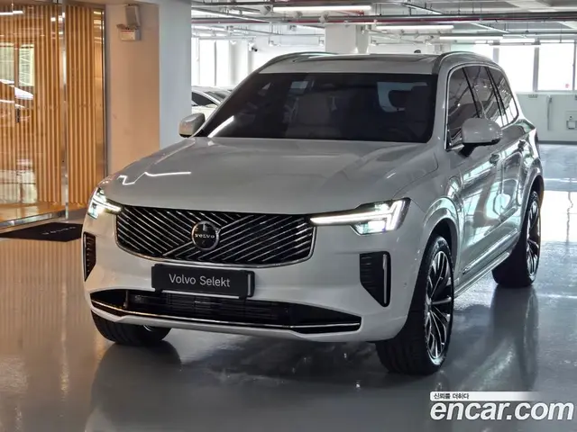 Volvo XC90, 2026, 385 км