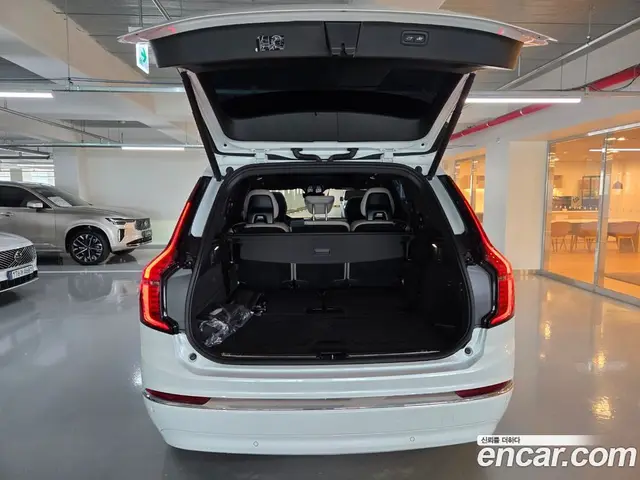 Volvo XC90 2026 2.0 автомат (гидро), миниатюра 12
