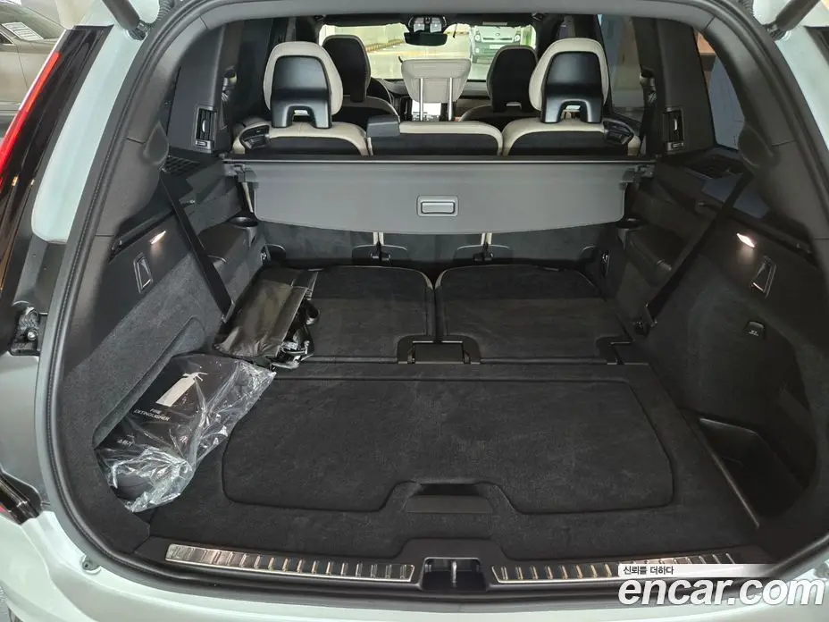 Volvo XC90 2026 2.0 автомат (гидро), фото 13