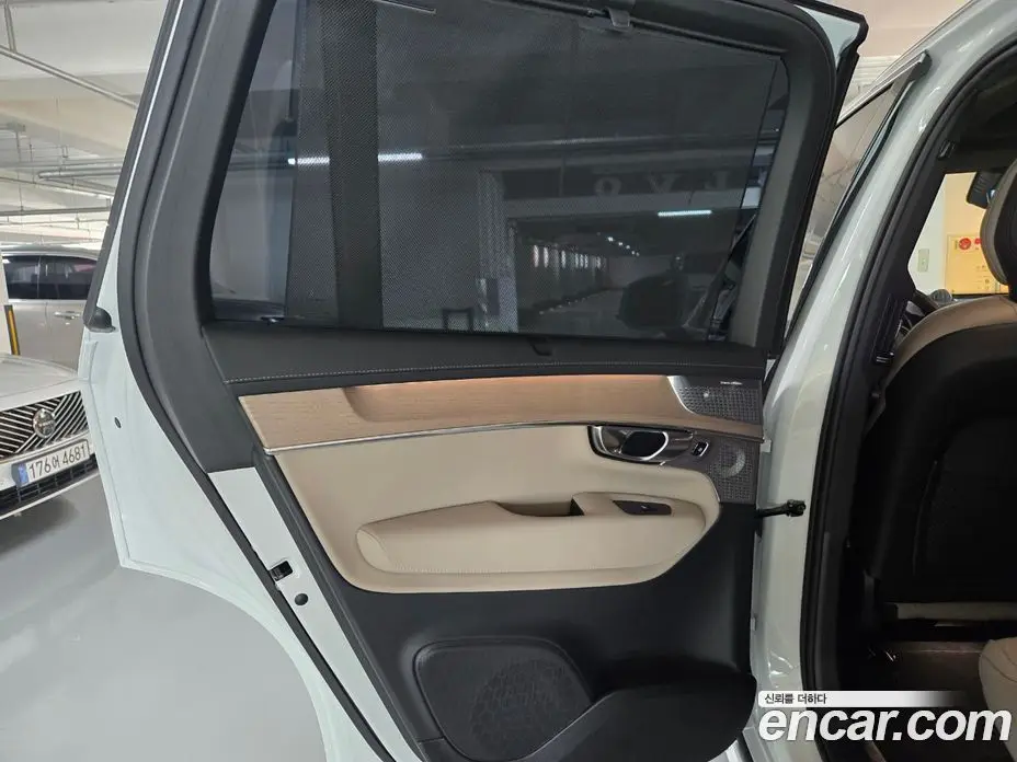 Volvo XC90 2026 2.0 автомат (гидро), фото 19