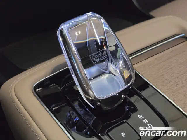 Volvo XC90 2026 2.0 автомат (гидро), миниатюра 9