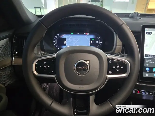 Volvo XC90 2026 2.0 автомат (гидро), миниатюра 10