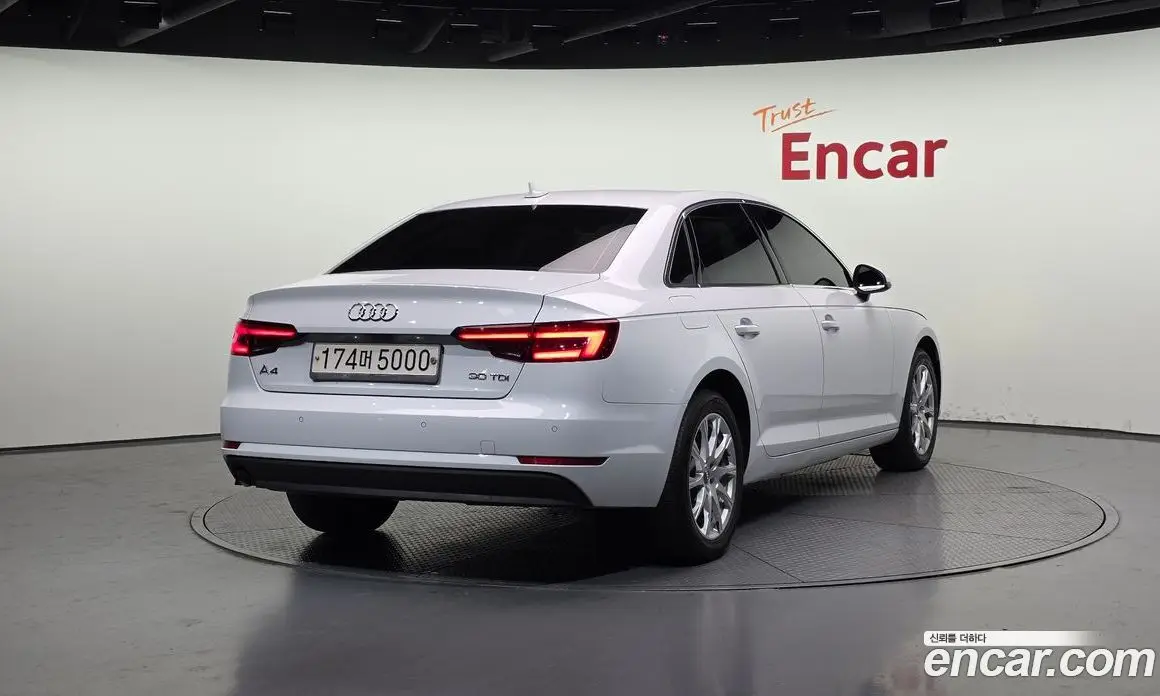 Audi A4 2018 2.0 автомат (гидро), фото 2 Audi A4 2018 2.0 автомат (гидро), фото 2