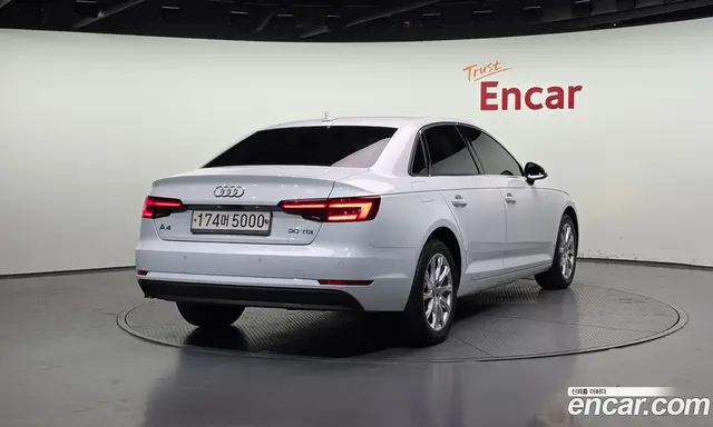 Audi A4 2018 2.0 автомат (гидро), миниатюра 2 Audi A4 2018 2.0 автомат (гидро), миниатюра 2