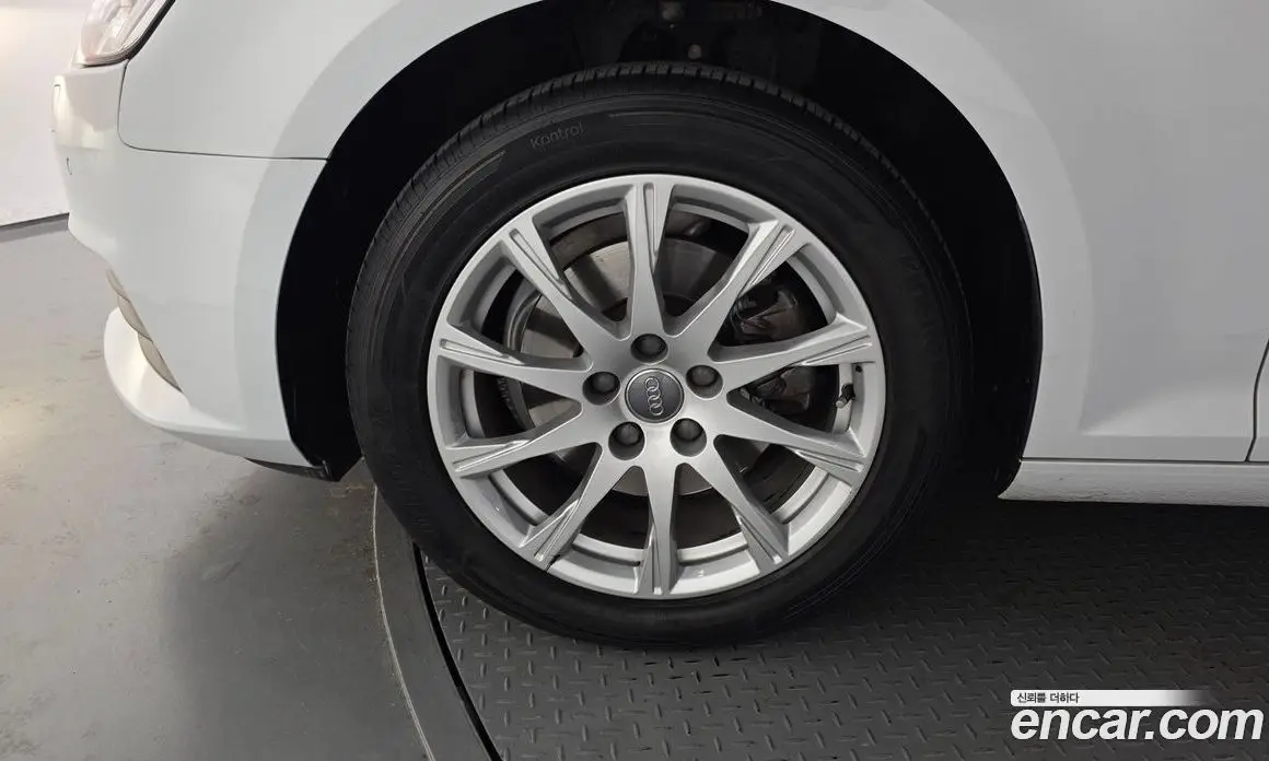 Audi A4 2018 2.0 автомат (гидро), фото 5 Audi A4 2018 2.0 автомат (гидро), фото 5