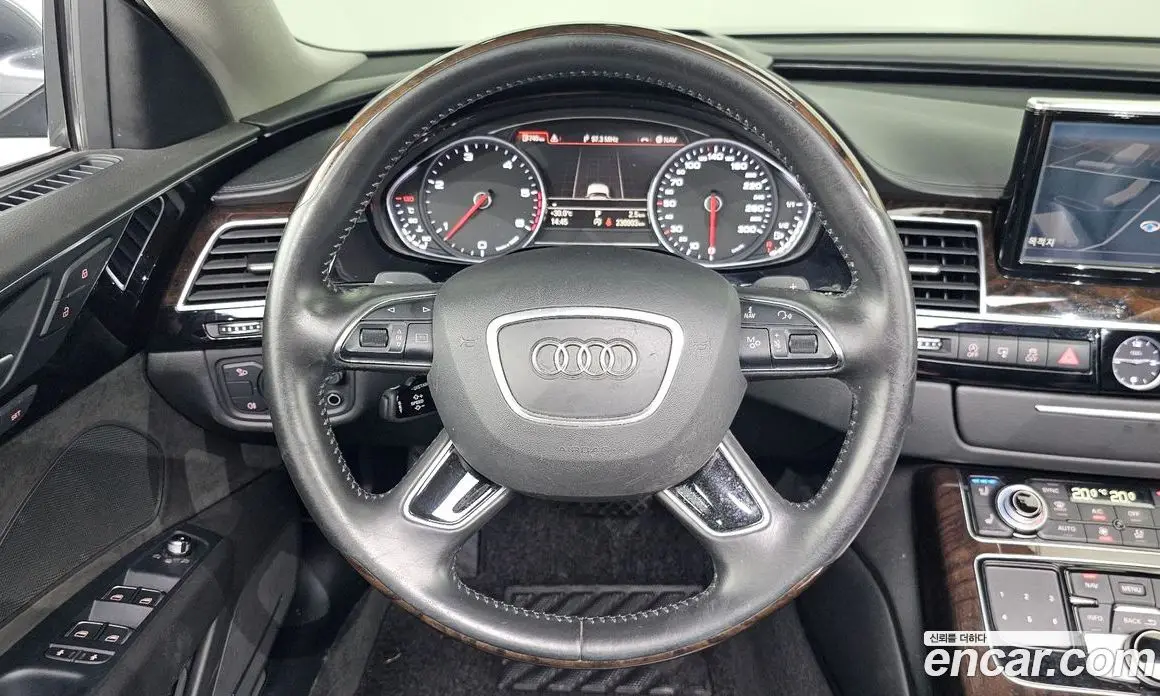 Audi A8 2014 3.0 автомат (гидро), фото 12