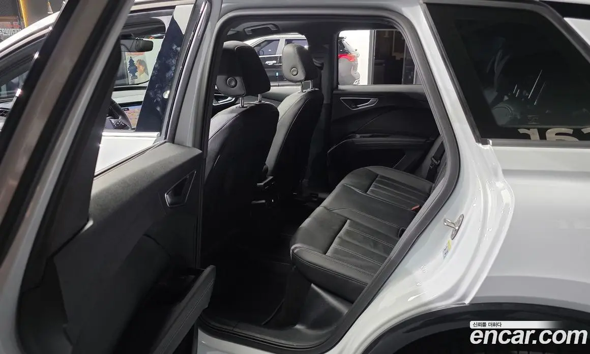 Audi Q4 e-tron 2026 0.2 автомат (гидро), фото 11 Audi Q4 e-tron 2026 0.2 автомат (гидро), фото 11