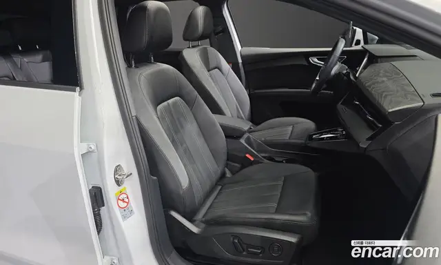Audi Q4 e-tron 2026 0.2 автомат (гидро), миниатюра 12