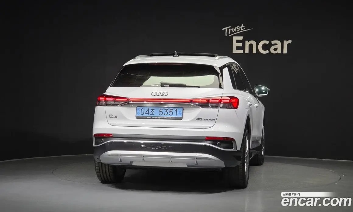 Audi Q4 e-tron 2026 0.2 автомат (гидро), фото 4 Audi Q4 e-tron 2026 0.2 автомат (гидро), фото 4