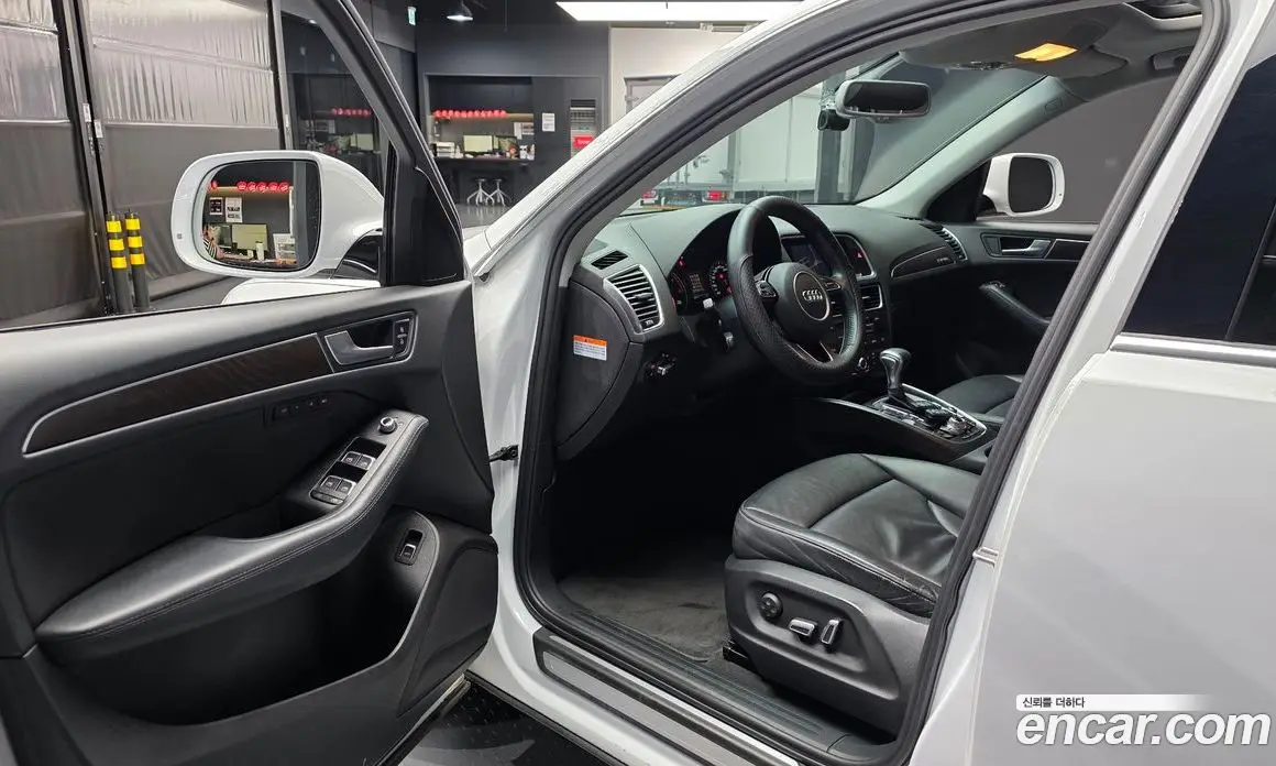 Audi Q5 2015 2.0 автомат (гидро), фото 10 Audi Q5 2015 2.0 автомат (гидро), фото 10