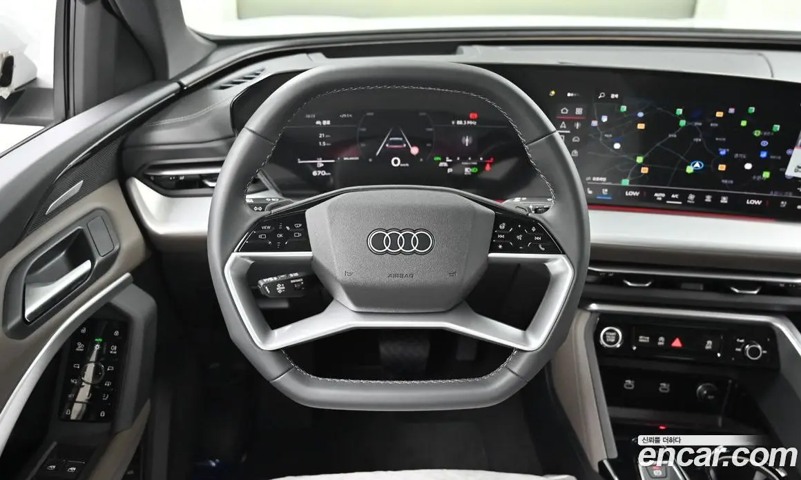 Audi Q5 2025 2.0 автомат (гидро), фото 13