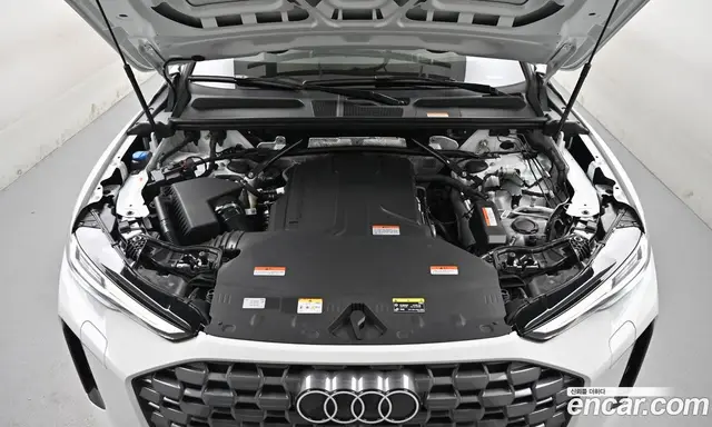 Audi Q5 2025 2.0 автомат (гидро), миниатюра 6