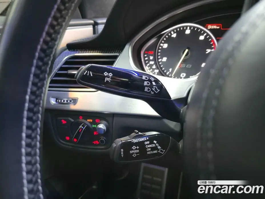 Audi S8 2014 4.0 автомат (гидро), фото 14