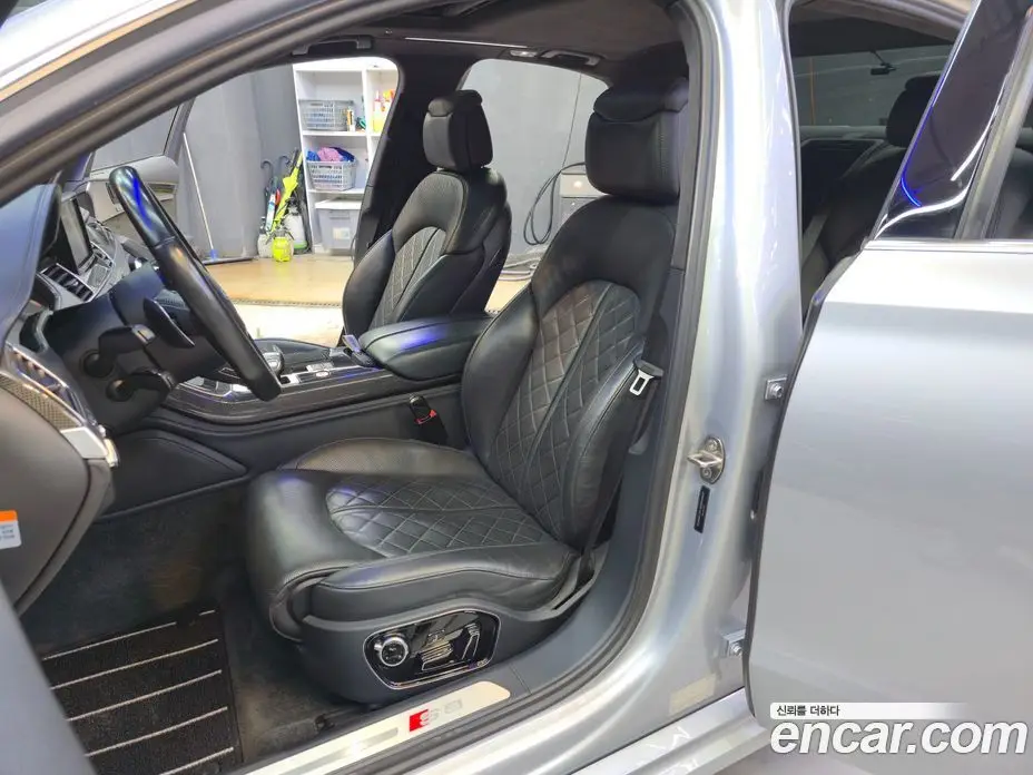 Audi S8 2014 4.0 автомат (гидро), фото 17