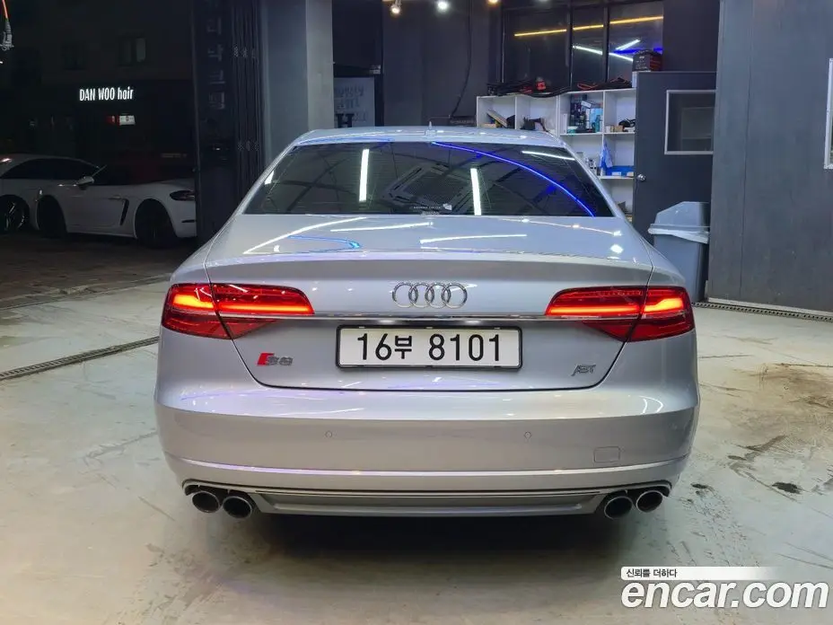 Audi S8 2014 4.0 автомат (гидро), фото 4
