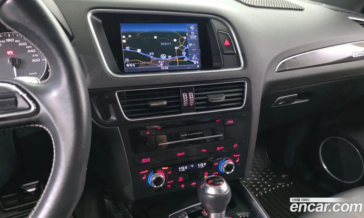 Audi SQ5 2016 3.0 автомат (гидро), фото 15