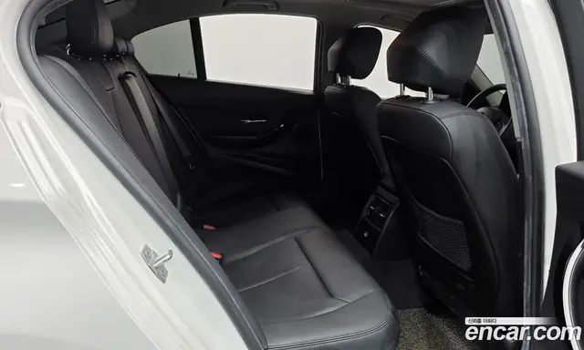 BMW 3 серия 2017 2.0 автомат (гидро), миниатюра 12