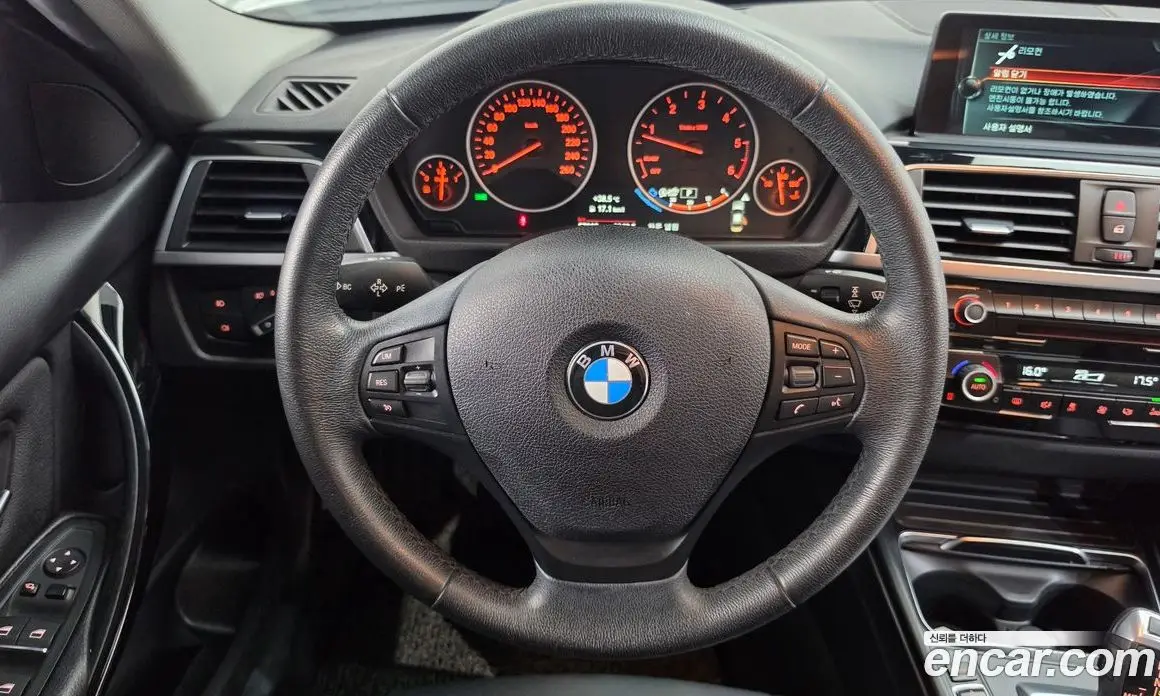 BMW 3 серия 2017 2.0 автомат (гидро), фото 13