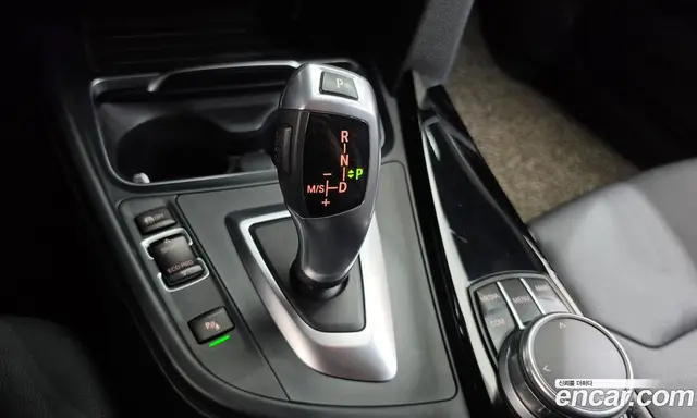 BMW 3 серия 2017 2.0 автомат (гидро), миниатюра 9