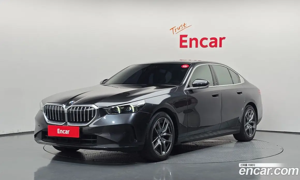 BMW 5 серия 2024 2.0 автомат (гидро), фото 1 BMW 5 серия 2024 2.0 автомат (гидро), фото 1