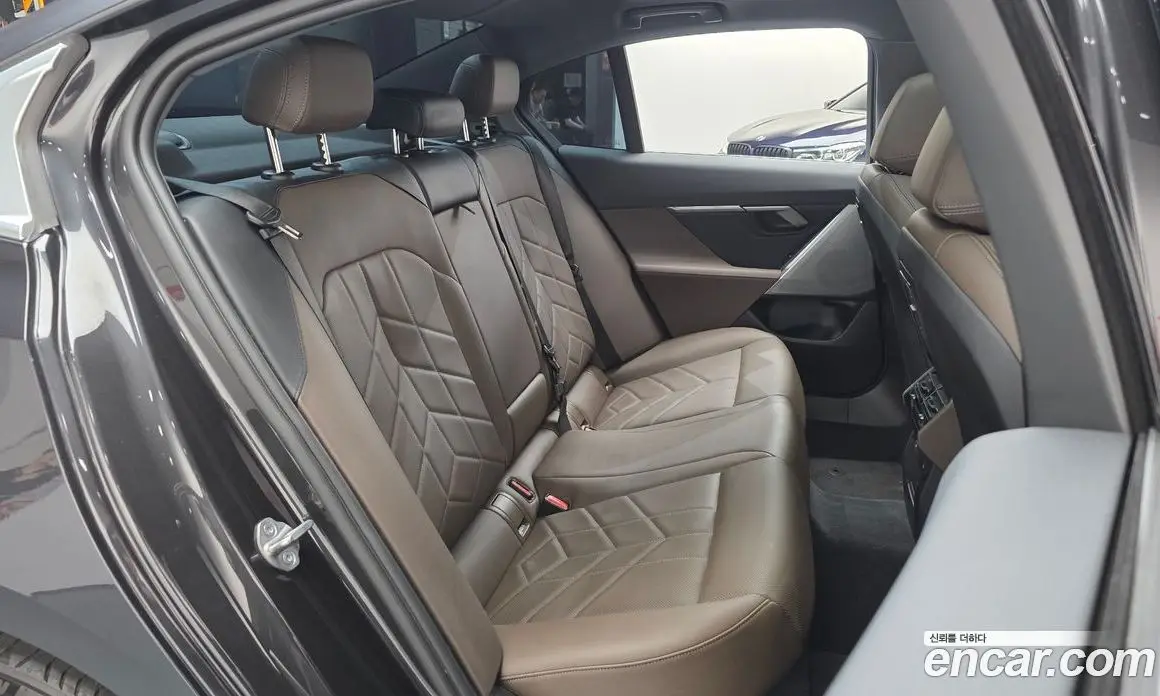 BMW 5 серия 2024 2.0 автомат (гидро), фото 12 BMW 5 серия 2024 2.0 автомат (гидро), фото 12