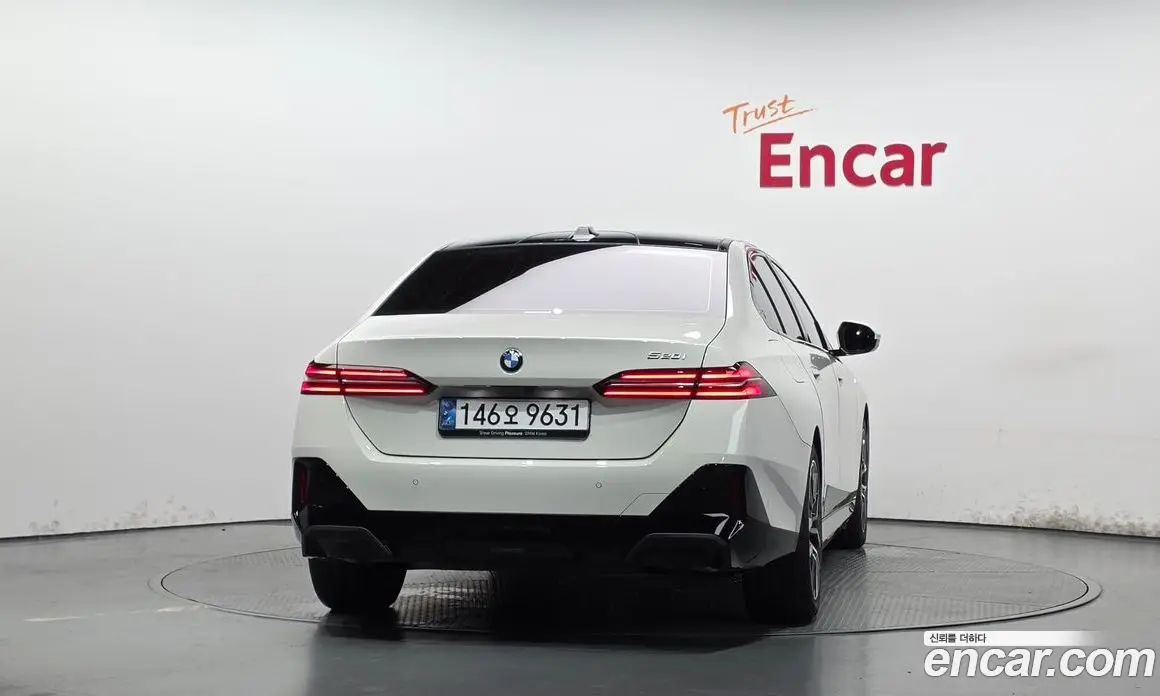BMW 5 серия 2025 2.0 автомат (гидро), фото 4