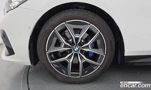 BMW 5 серия 2025 2.0 автомат (гидро), миниатюра 5
