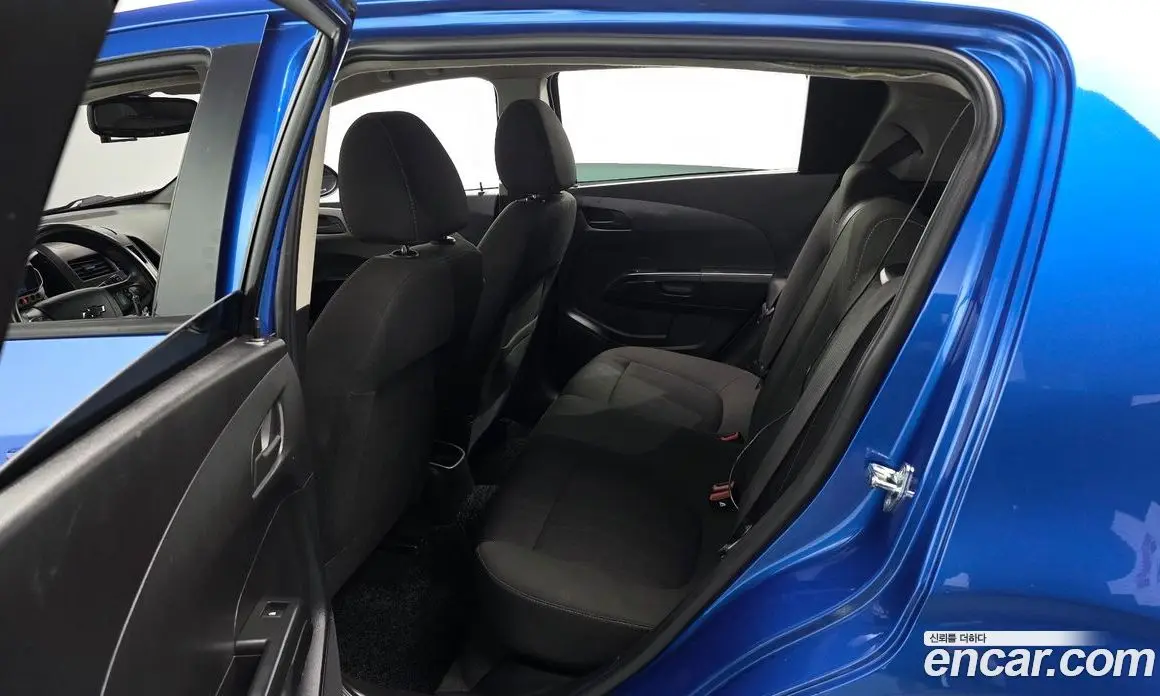 Chevrolet Aveo 2014 1.4 автомат (гидро), фото 12 Chevrolet Aveo 2014 1.4 автомат (гидро), фото 12