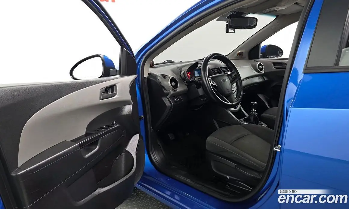 Chevrolet Aveo 2014 1.4 автомат (гидро), фото 10 Chevrolet Aveo 2014 1.4 автомат (гидро), фото 10