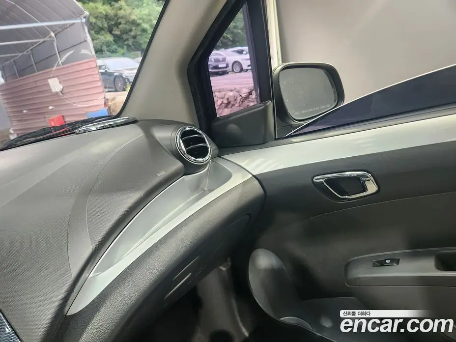Chevrolet Spark 2011 1.0 автомат (гидро), фото 12