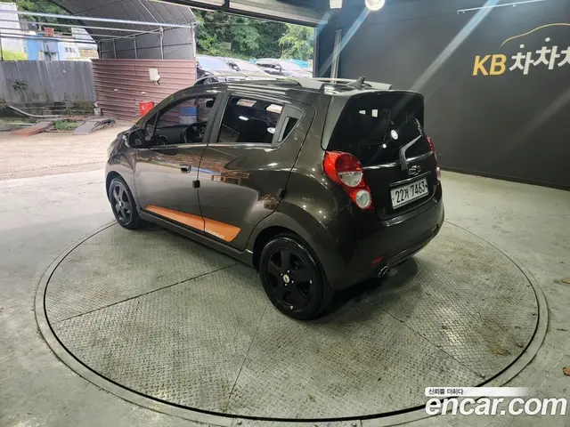 Chevrolet Spark 2011 1.0 автомат (гидро), миниатюра 4