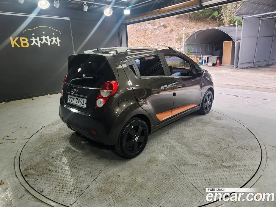 Chevrolet Spark 2011 1.0 автомат (гидро), фото 6