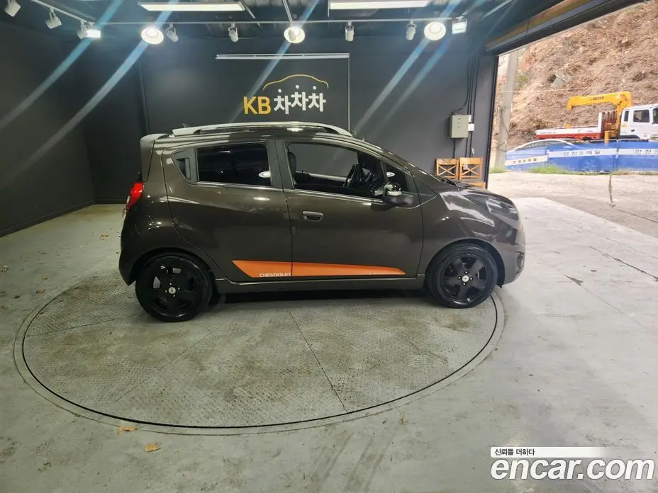 Chevrolet Spark 2011 1.0 автомат (гидро), фото 7